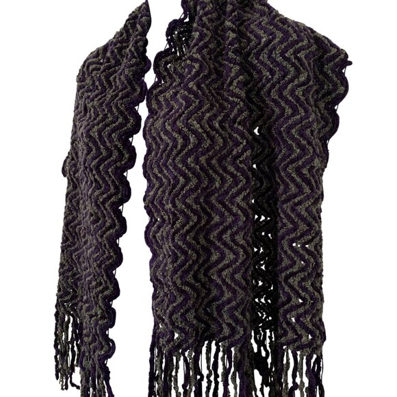 Saks Fifth Avenue Purple & Gray Chevron Knit Fringed Scarf Wrap - Made In Italy - Picture 5 of 7